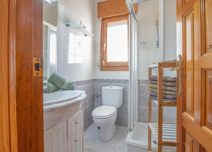 3 Bedroom Lovely In סיודאד קסאדה