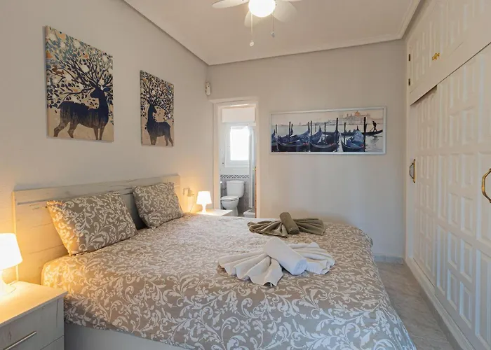 3 Bedroom Lovely In סיודאד קסאדה
