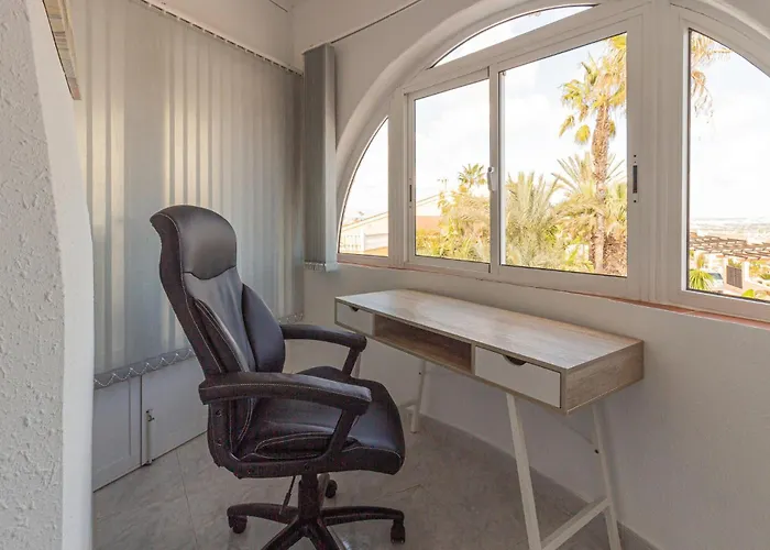 3 Bedroom Lovely In בית נופש
